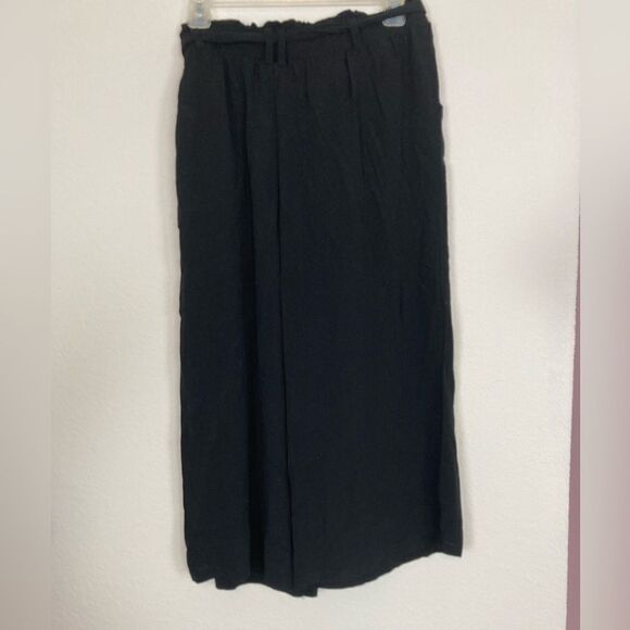 Know One Cares black paper bag tie waist full leg rayon viscose crops🌺 - Picture 3 of 9
